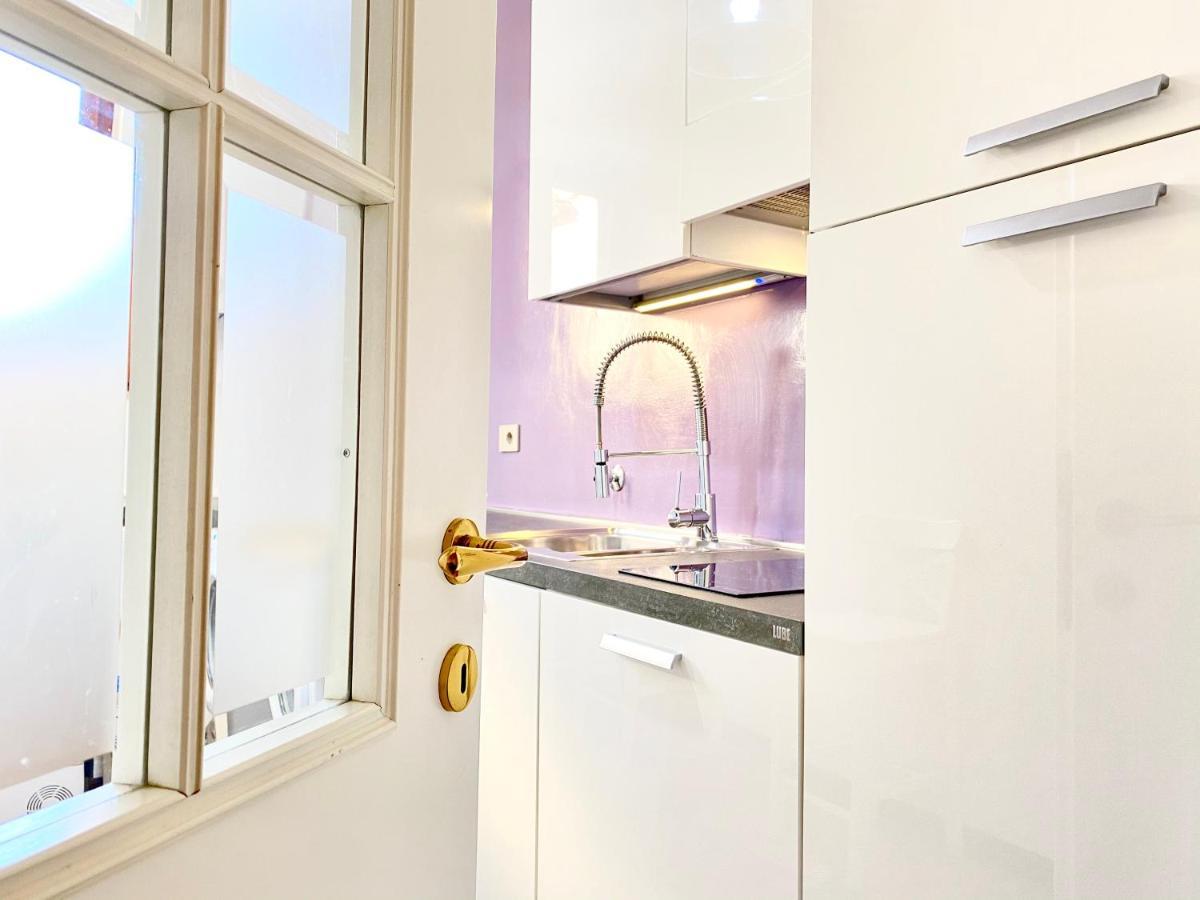 Fontana Di Trevi Private Luxury Apartaments Rome Luaran gambar